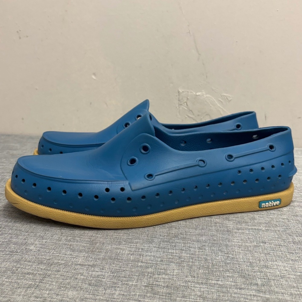 Native Shoes Howard Men 9 Blue EVA Perforated Slip On Water Boat Shoes Gum Sole